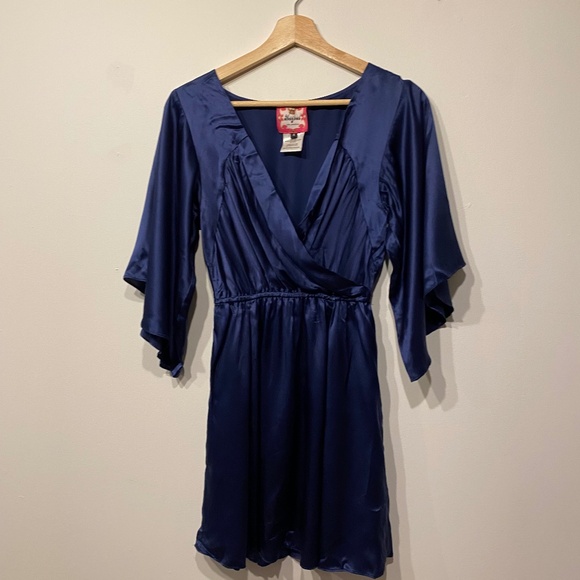 MEGHAN LA Blue Silk Bell Sleeve V-Neck Mini Dress - Picture 1 of 5